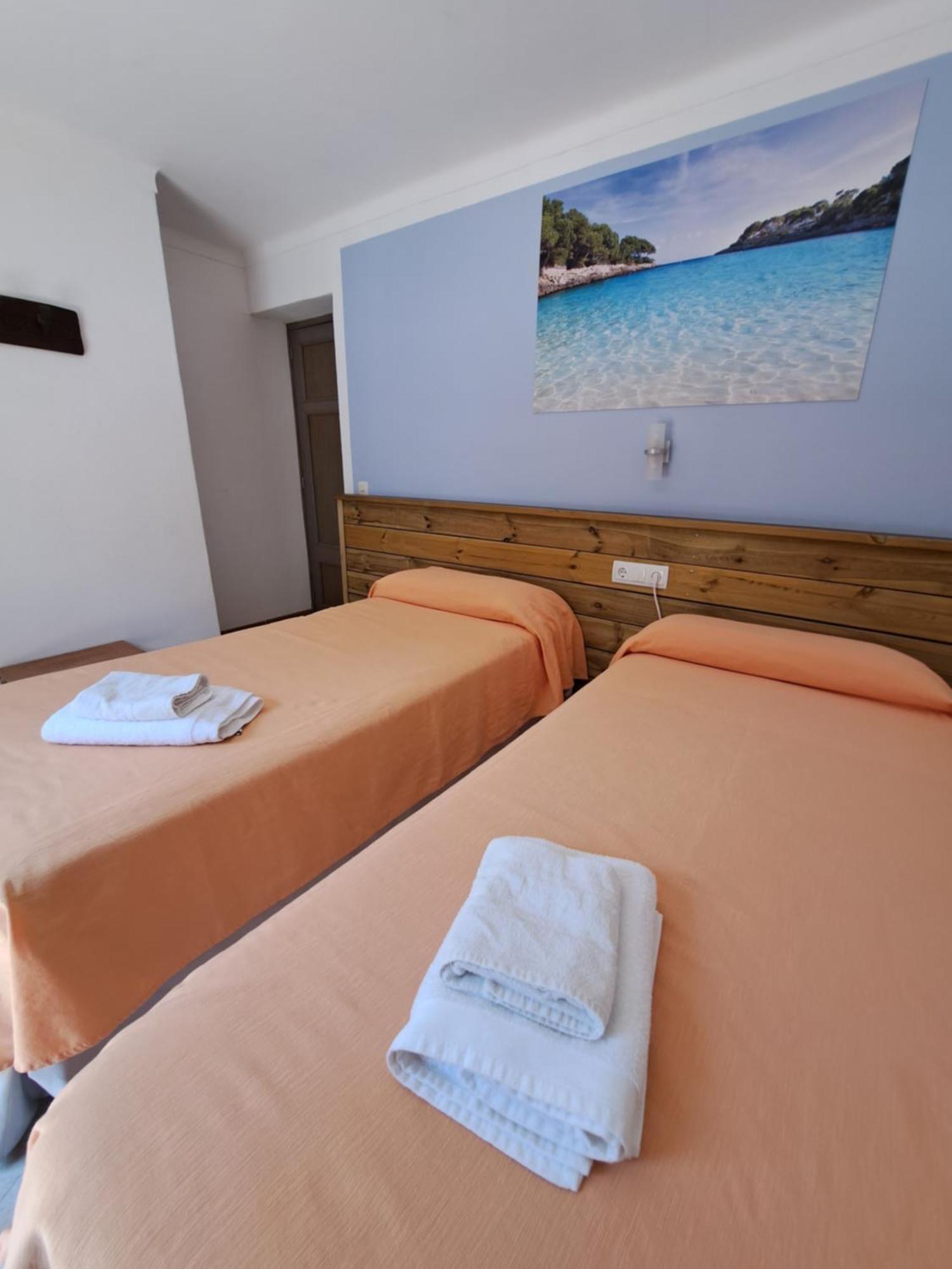 Hostal Playa Santanyí Exteriör bild